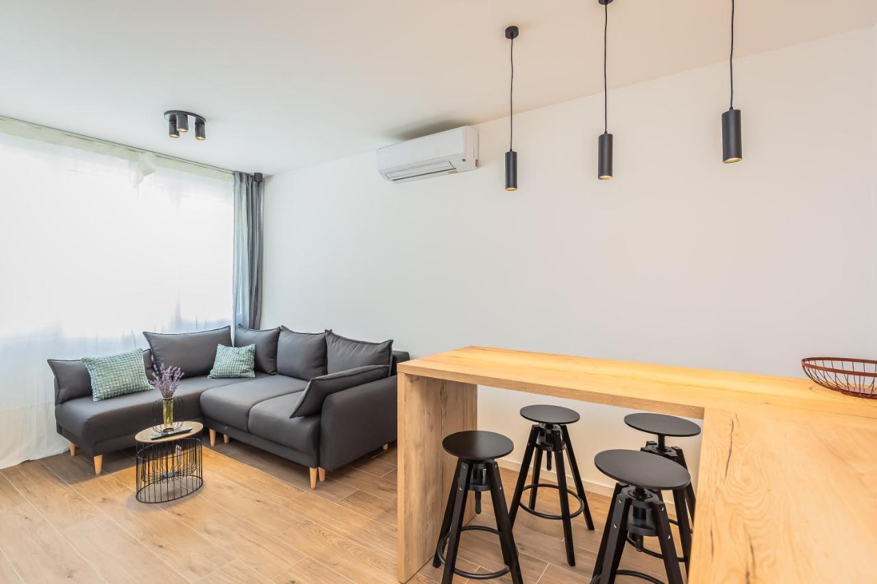 Vogue Apartments Omis Exterior photo