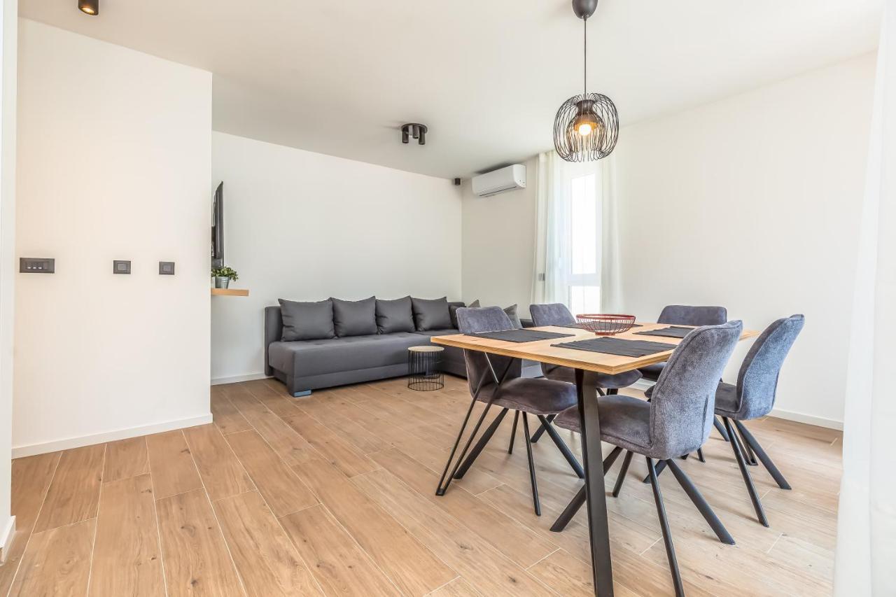 Vogue Apartments Omis Exterior photo
