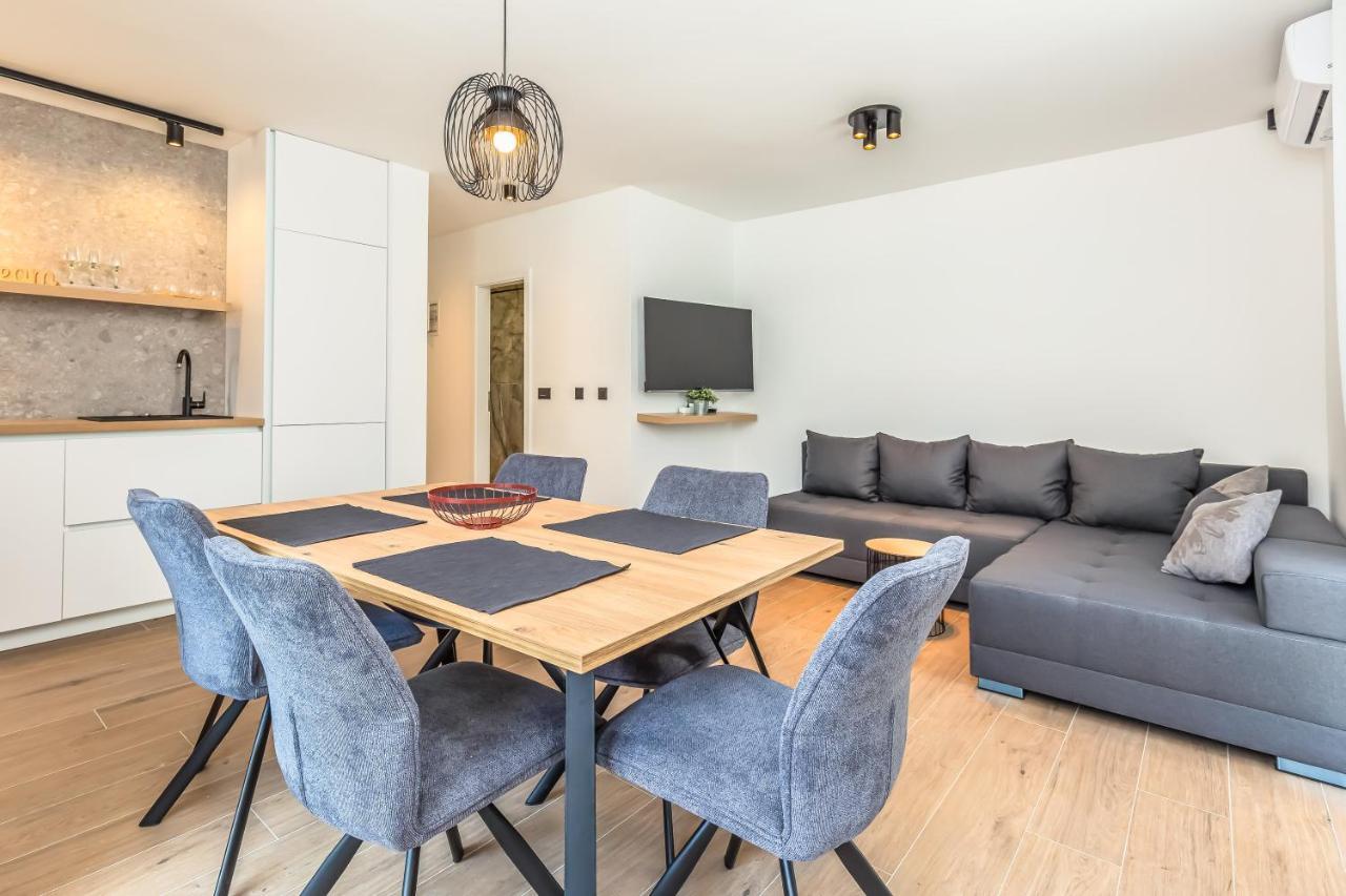 Vogue Apartments Omis Exterior photo